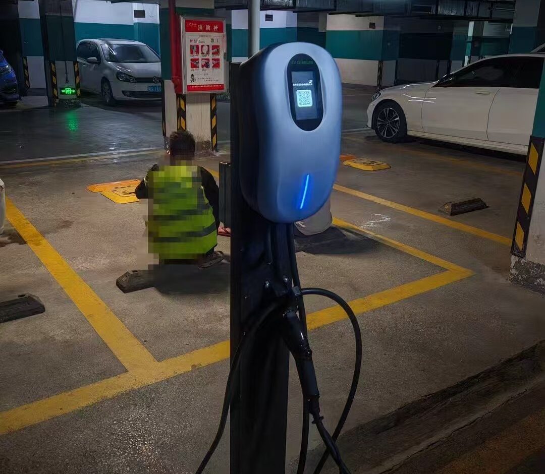 Image showcasing Your Simple Guide to Apartment EV Charging | GREENC